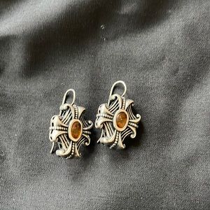 Silver and amber earring
